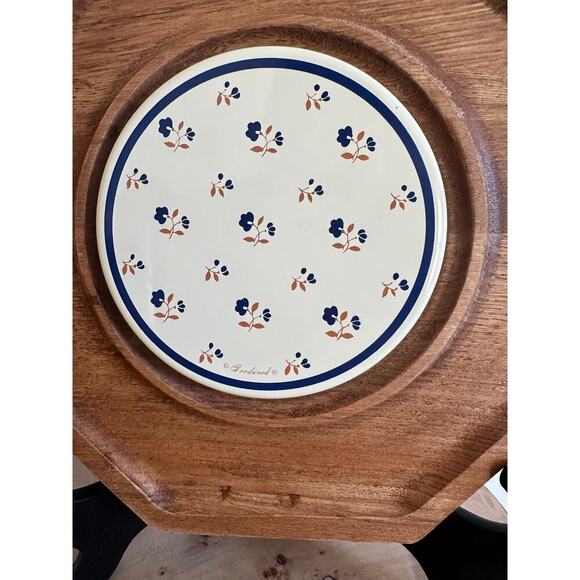 Goodwood Teak Wood Serving Board Platter w/ Red Floral Hot Plate Center Vintage - Picture 4 of 5